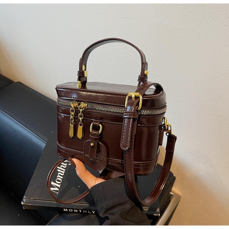 

Премиальная сумка женская весна-лето универсальная 2025 новая ретро сумка-мессенджер женская портативная коробка косметичка темно-коричневого