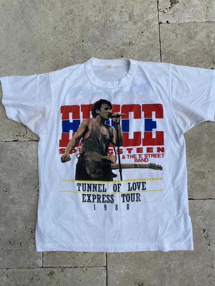 Vintage 1988 Bruce Springsteen tunnel of love tour SG281 Unisex T-Shirt S
