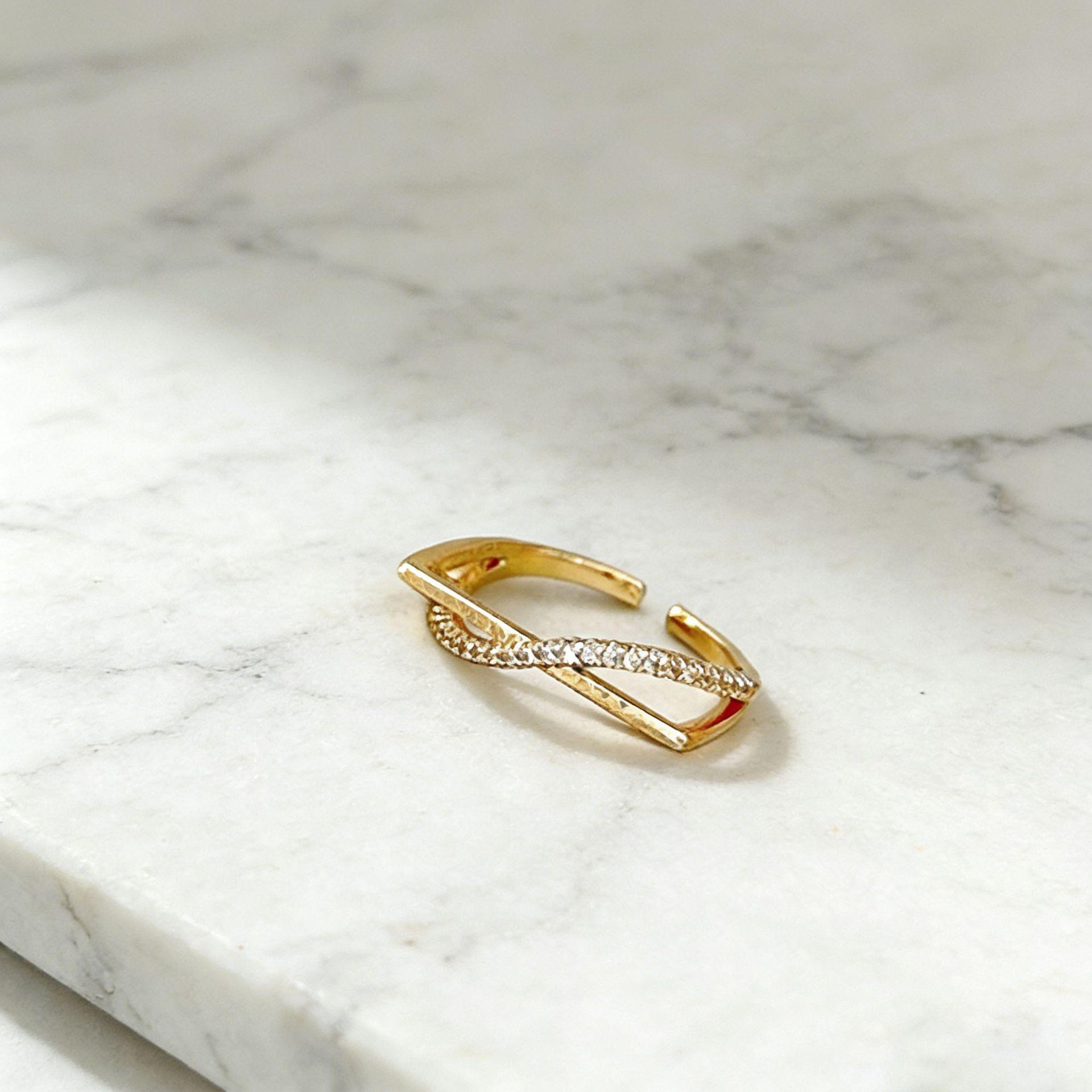 Yanbai High-End Geometric Zirconia Copper Open Ring for Women Adjustable Open