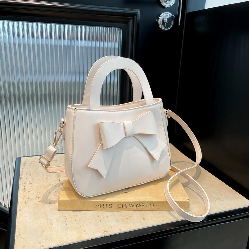 Bow Fashion Korean Version of Foreign Style Handbag 2025 Spring New Versatile Ins Shoulder Messenger Bag Small Square Bag