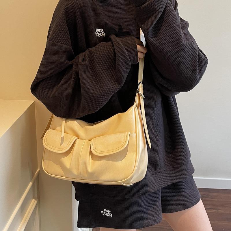 Niche design bag women's new fashion underarm bag crescent bag versatile commuter shoulder messenger bag