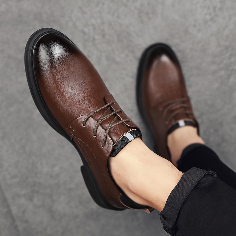 Fashion Men's formal leather shoes Classic retro gentleman style Outdoor Business Party Daily office casual leather Wedding shoes