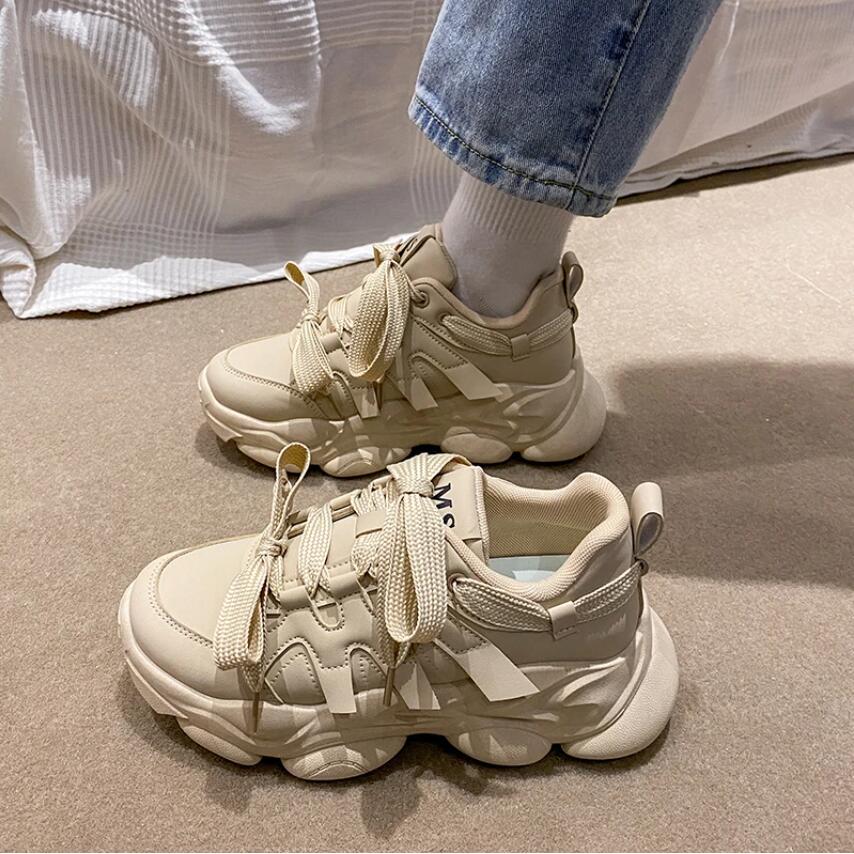 2024 Spring Women Chunky Sneakers White Thick Bottom Falts Increased Round Toe Shoe Trendy Leisure Sports Female Vulcanize Shoes