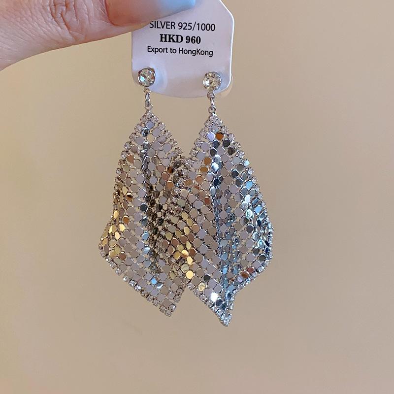 European and American Silver Needle Zircon Fringed Earrings Light Luxury High-end Atmospheric Earrings Niche Earrings Women