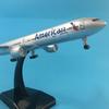 20CM American Airlines Boeing 777 Airplane Model United States B777 Plane Model Alloy Metal Diecast  Aircraft Model Toy
