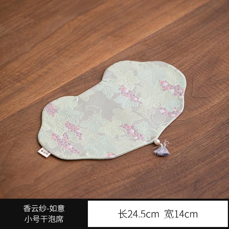 DoubleSided Small Tea Mat Waterproof Tea Table Pad Cloud Yarn Fabric Creative Dry Brewing Mat Heat Insulation Tray Pad