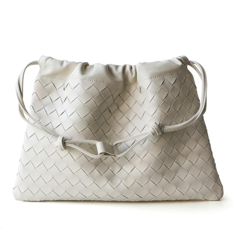 Borsa a tracolla intrecciata in vera pelle di agnello da donna, morbida, quadrata, con coulisse