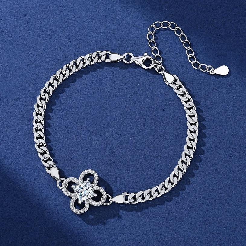 

S925 Серебряный браслет специальной формы с квадратным муассанитом, новый дизайн, легкий роскошный изысканный высококачественный браслет с четырьмя лепестками клевера 20CM