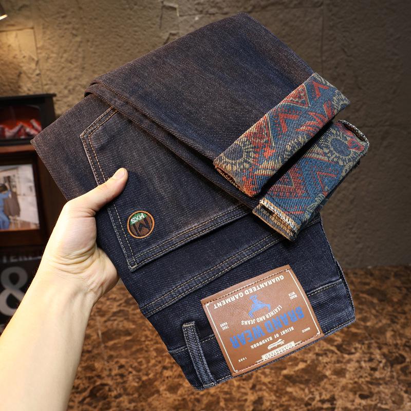 Pánské volné rovné strečové džíny s výšivkou - Trendy podzimní styl 2025 ležérní dlouhé kalhoty