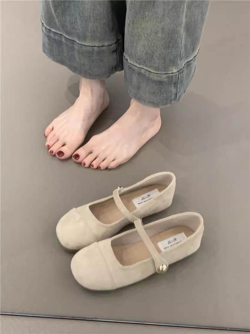 

Туфли в стиле ретро с неглубоким горлом для девочек 2025 года, весна и осень, новые французские туфли с мягким плоским дном и надписью «Мэри Джейн» 40 абрикосовый