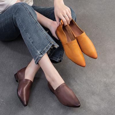 Špičatá špička Měkké mokasíny z hovězí kůže Retro pravá kůže Jednobarevná Měkká podešev Dámské nazouvací boty