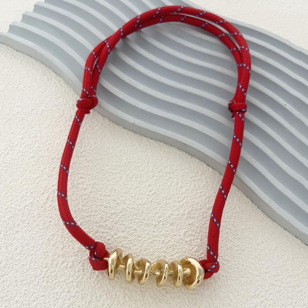 A Simple and Fashionable Geometric Pendant Women's Necklace with a Multi-color Woven Rope In a Personalized and Trendy Style