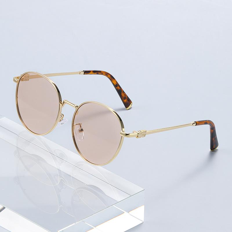 New Fashionable Round-Frame UV400 Sunglasses Premium UV-Protective Sunglasses for Men and Women Street Style Trends
