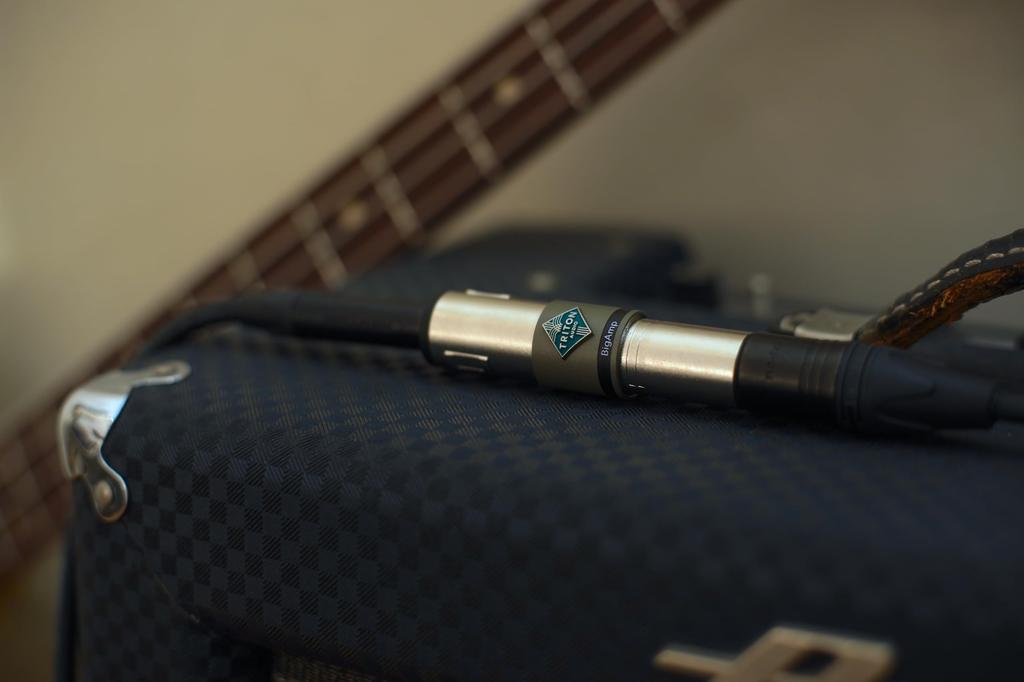 Für Musik den Klang Ihres Instruments lauter machen und Triton Audio BigAmp Audio Großer Verstärker Verstärkung Gitarre Rauschunterdrückung Anleitung