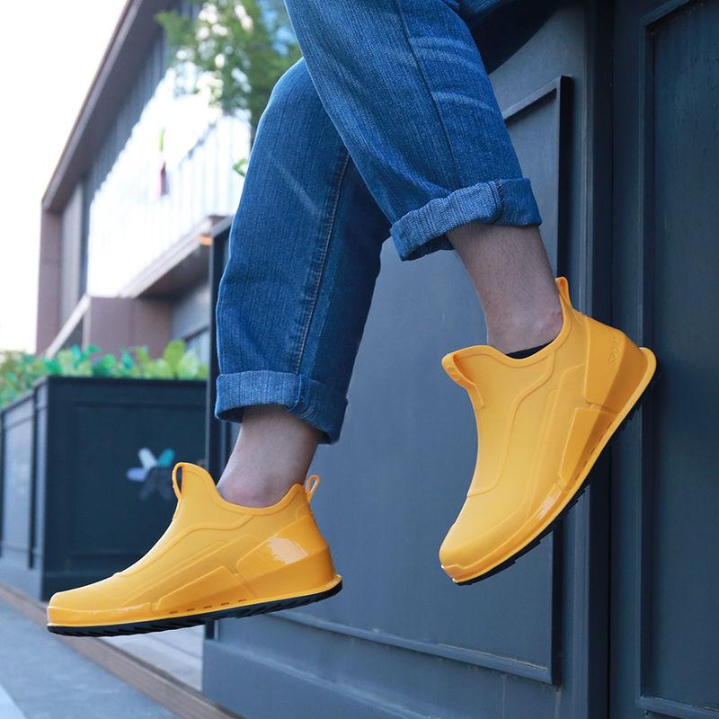 Mode Wasserdichte Regenschuhe Herren Galoschen Gummistiefel Mode Mann Hochwertige Regenstiefel Stiefeletten Herren Wasserschuhe botte de pluie