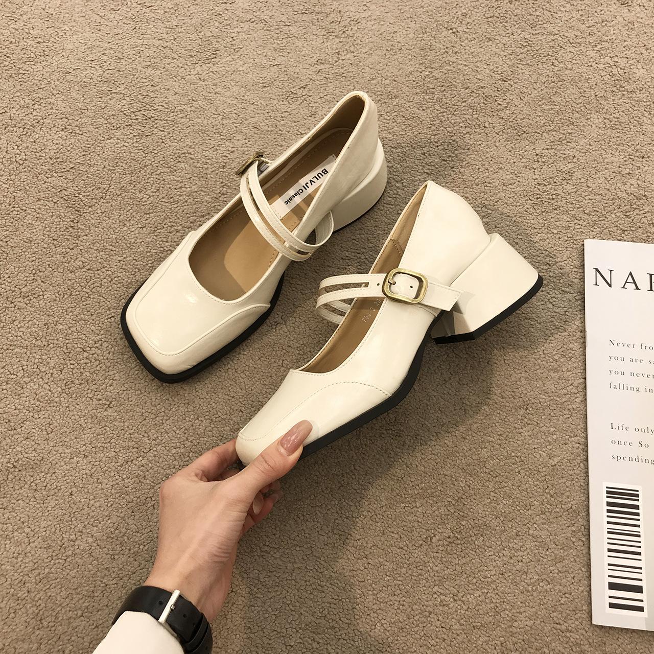 

Ретро-темперамент, квадратная головка, толстый каблук, туфли Мэри Джейн, маленькие кожаные туфли, женские туфли с одним словом, пряжка, вечерние туфли с юбкой, для поездок на работу 35 абрикосовый