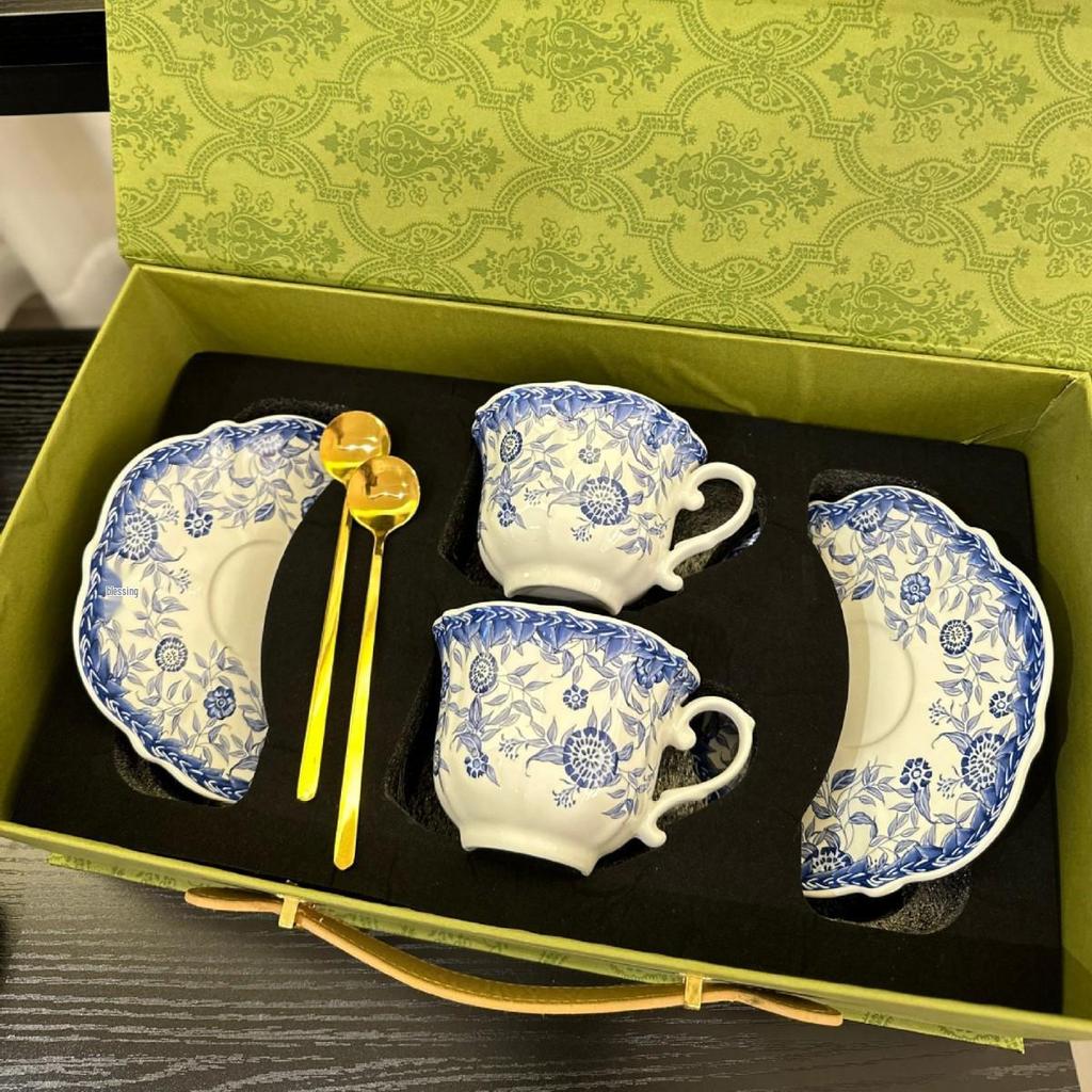 Squisito Set di Tazza da Caffè e Sottotazza in Ceramica Blu e Bianca Retrò