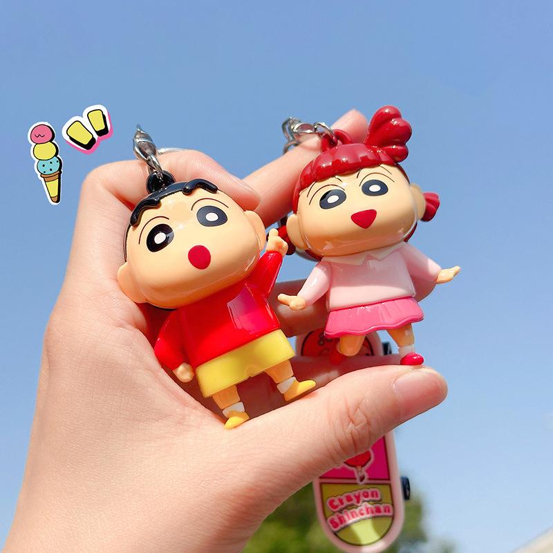 Kawaii Crayon Shin-Chan Skateboard Serie Nøkkelring Anheng Tegneserie Søt Bilnøkkel Anti-Tap Anheng Veskeanheng Bursdagsgave