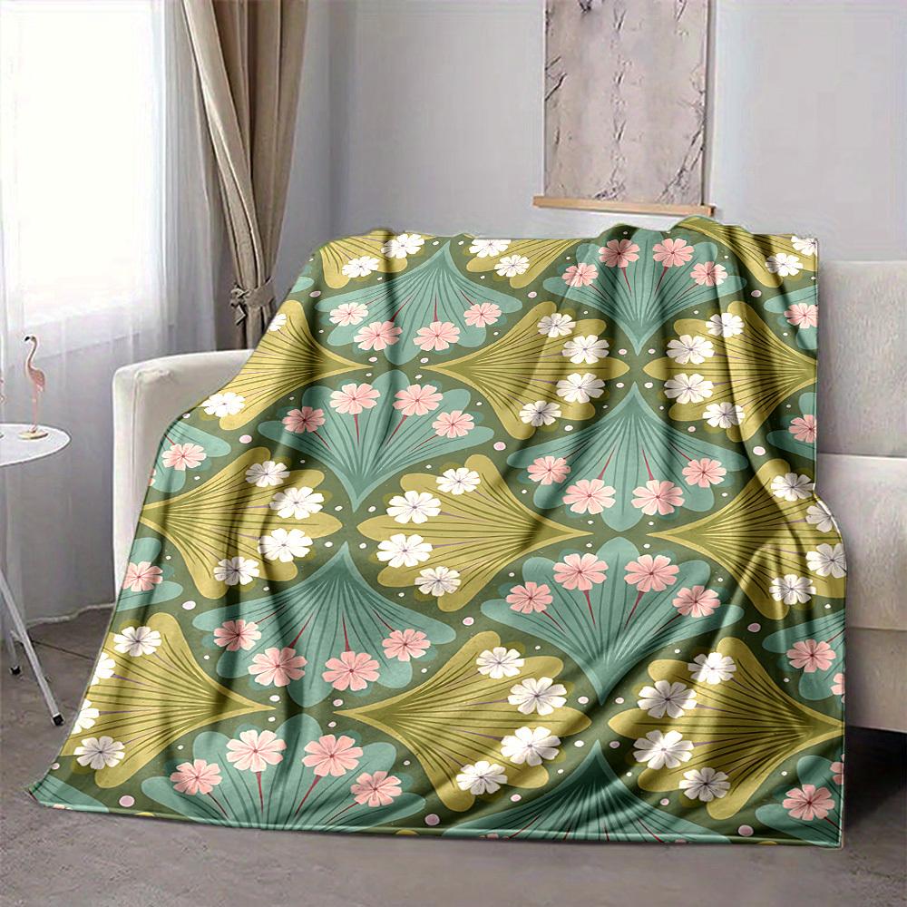 1pc Floral Pattern Lightweight Flannel Blanket, Comfortable and Warm Blanket, for Office and Camping Sofa Bed, Livingroom182