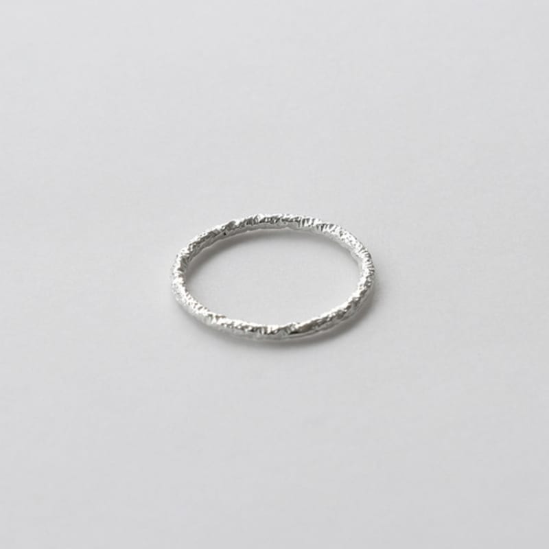 Another Layer Thin Rough Ring (Silver925)(2color)
