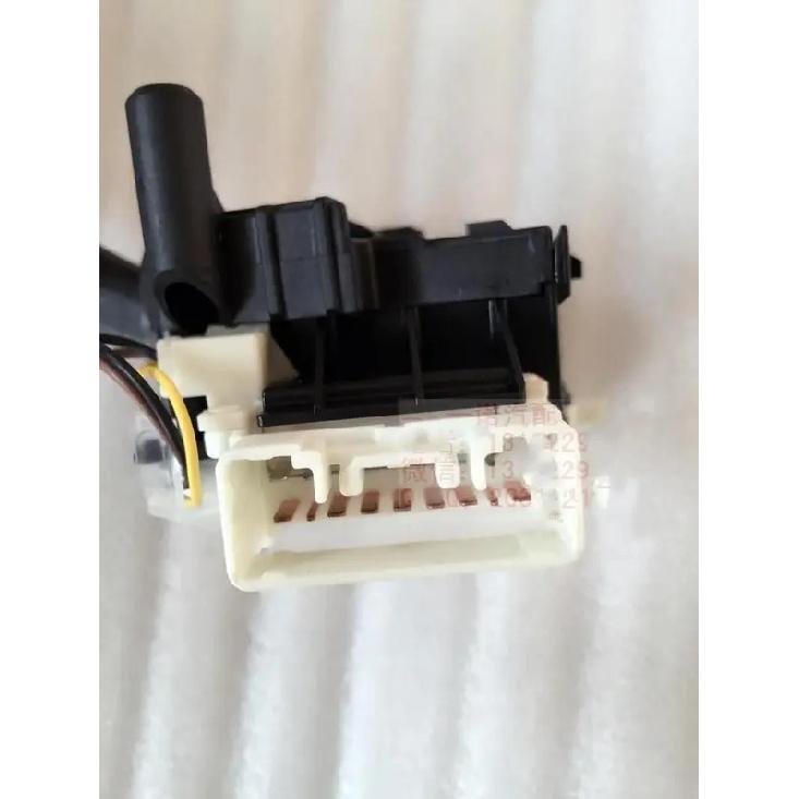 Auto parts High quality For FAW Junpai d60 Weizhi wei Le Xiali 2000 Vizi N5 N7 V2 V5 headlight switch fog lamp switch