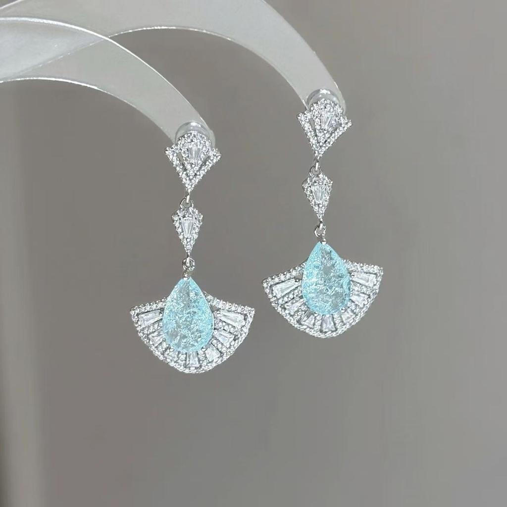 Vintage Green Drop Rhinestone Tassel Earrings for Women Fashion Light Luxury Commuter Jewelry