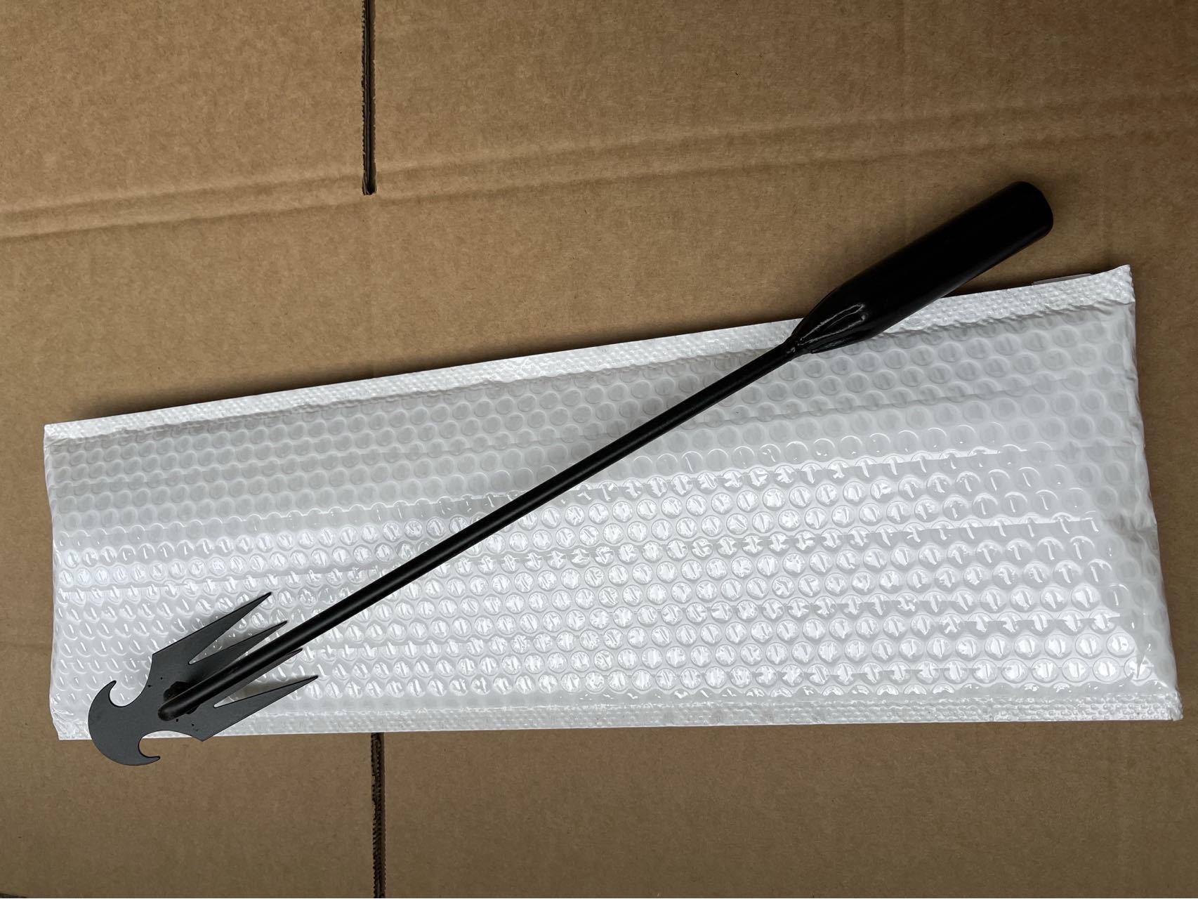 

Manganese Steel Weeding Rake: Gardening Tool for Loosening Soil & Removing Wild Vegetables.