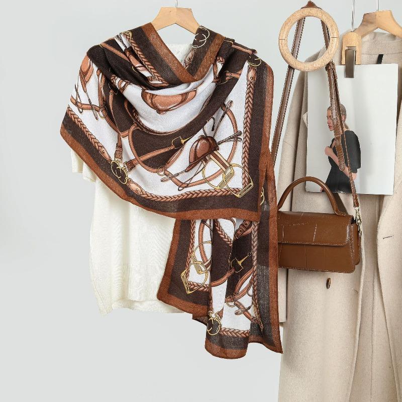 Fashion printed leather buckle hat imitation velvet scarf silk scarf high-end women's big-name autumn and winter thin shawl