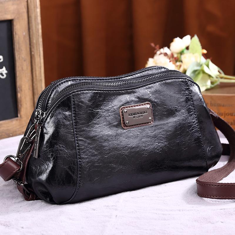 Retro Fashion Women's Leather Bags Compact One-shoulder Messenger Meniscus Bags Classic and Versatile Messenger Bag