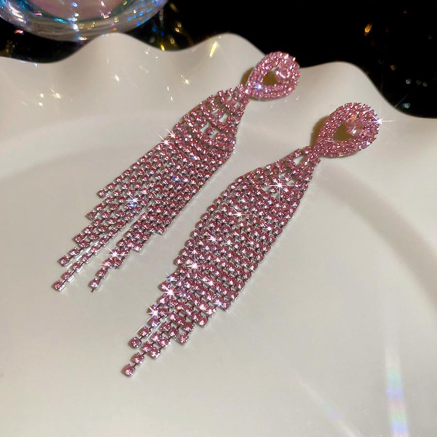 Silver Needle Court-Style Rhinestone Tassel Earrings: Elegant, High-End Light Luxury with a Fashionable, Exaggerated Design.
