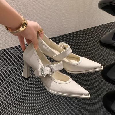Mode Strassschnalle High Heels Herbst Neue Mode Spitzschuh Flacher Ausschnitt Temperament Einfache Weiches Leder Einzelne Schuhe Damen