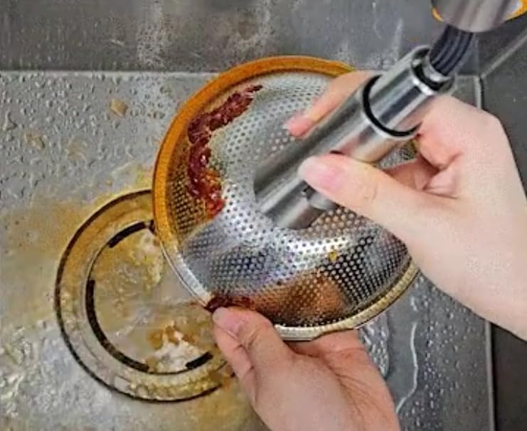 Easy To Stainless Steel Drain Trash Made of Stainless Steel Special Coating Allows Oil Stains To Be Washed Off with Sink Strainer Prevents Unpleasant