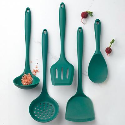 Juego de utensilios de cocina de silicona resistente al calor, espátula verde, cuchara para sopa, cepillo, cucharón, colador de Pasta, juego de utensilios de cocina antiadherentes