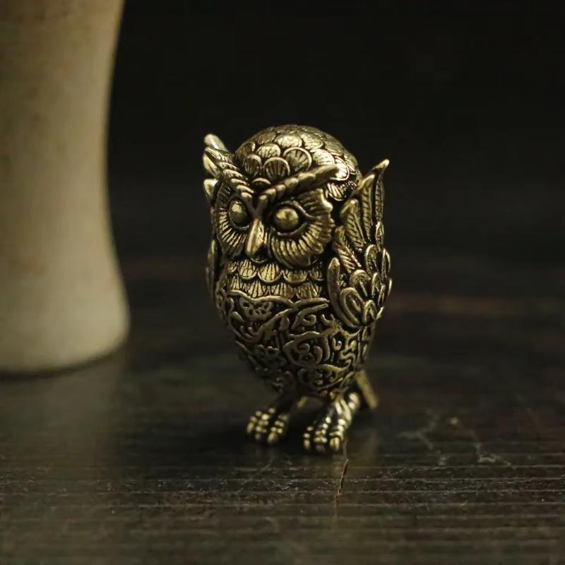 1Pcs Bookshelf Decoration Vintage Brass Owl Statue Ear Covering Animal Sculpture Desktop Home Office Ornament Unique Gift