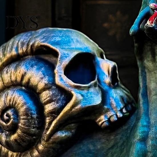 Funny Horror Gift for Dark Style Lovers Halloween Snail Skull Resin Statue, Creepy Ornament with Creative Garden Statue Shell, Scary Party Haunted