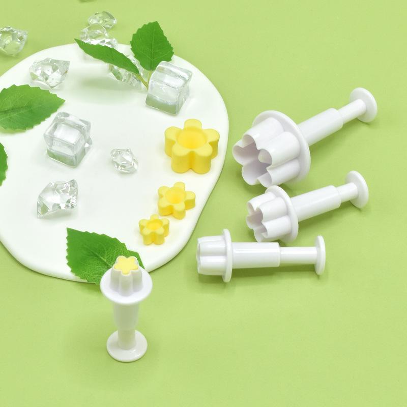 

4Pcs Plum Flower Cake Plunger Fondant Cookie Cutter Mold Plum Baking Decorating Biscuit Stamps For Kitchen Tools 4Pcs