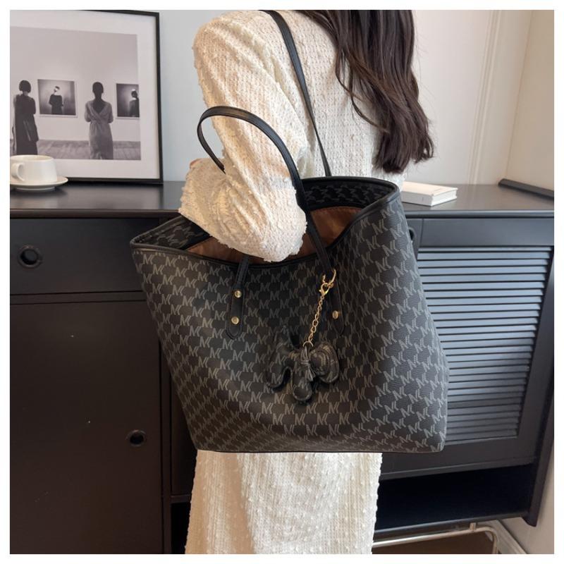 Large-capacity Bag Women's New Simple and Versatile Texture Shoulder Bag College Student Bag Commuter Tote Bag