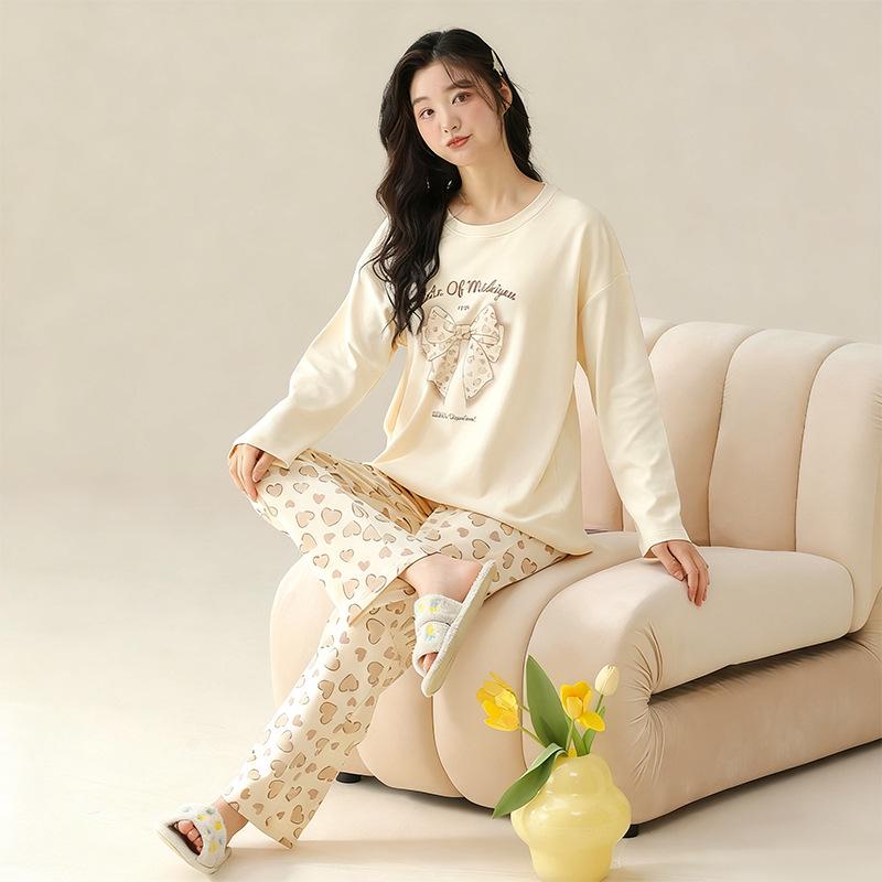Ensemble Pyjama Automne/Hiver pour Femme: Coton à manches longues, Style coréen, Design mignon de dessin animé d'ours au thé au lait