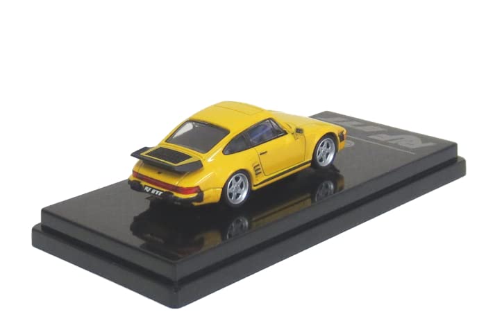 PARAGON Scale PARA64 RUF BTR Slant Nose 1986 Blossom Yellow RHD Finished Model 1/64