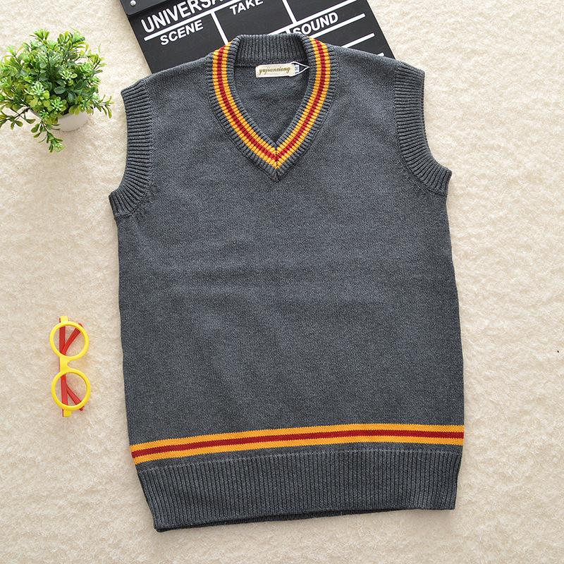 Unisex Gryffindor V-neck Sweater - Harry Potter Performance
