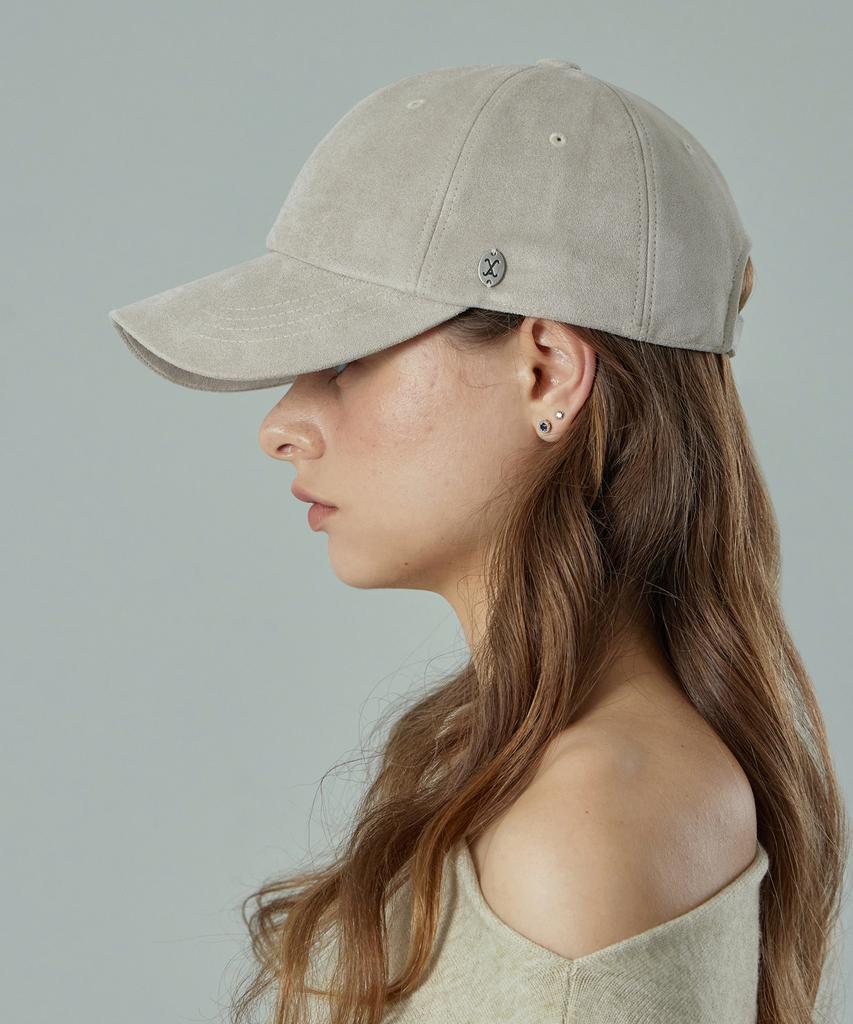 Bajal Va Curved Oval Metallic Suede Ball Cap Stone Beige