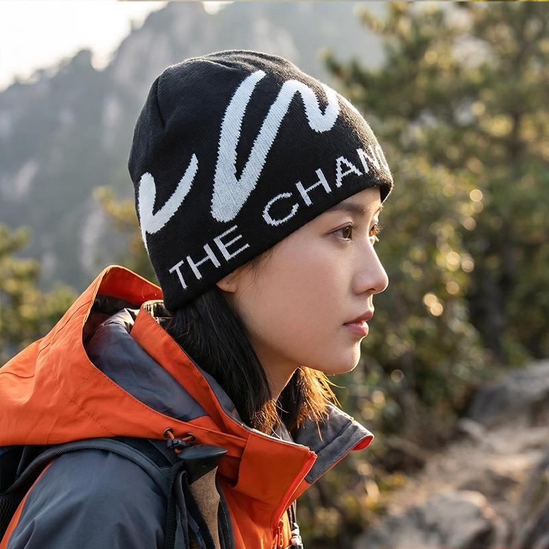 Autumn and Winter Outdoor Letter Knitted Hat Trendy Sports Mountaineering Hat Women's Simple Windproof Warm Wool Hat