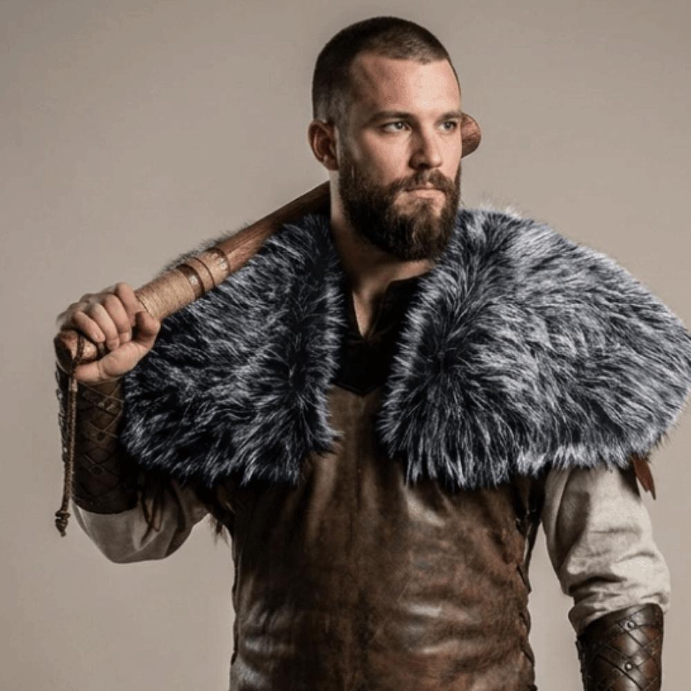 Plush Faux Fur Shawl Polyester Viking Costume Cape New Shoulder Cape Renaissance Costume