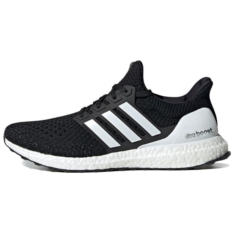 

Adidas UltraBoost Clima U Черно-белые кроссовки унисекс EG8076