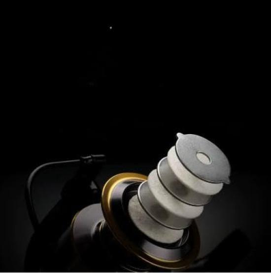 Spinning Reel Fishing Reel Ajing Reel Saltwater Freshwater Lure Casting HE4000 Nylon 3.6-5.4kg