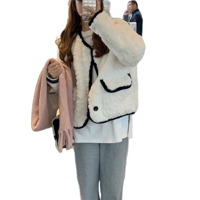 Lamb fur integrated coat women's autumn and winter new small loose thickened white wool top cotton clothes