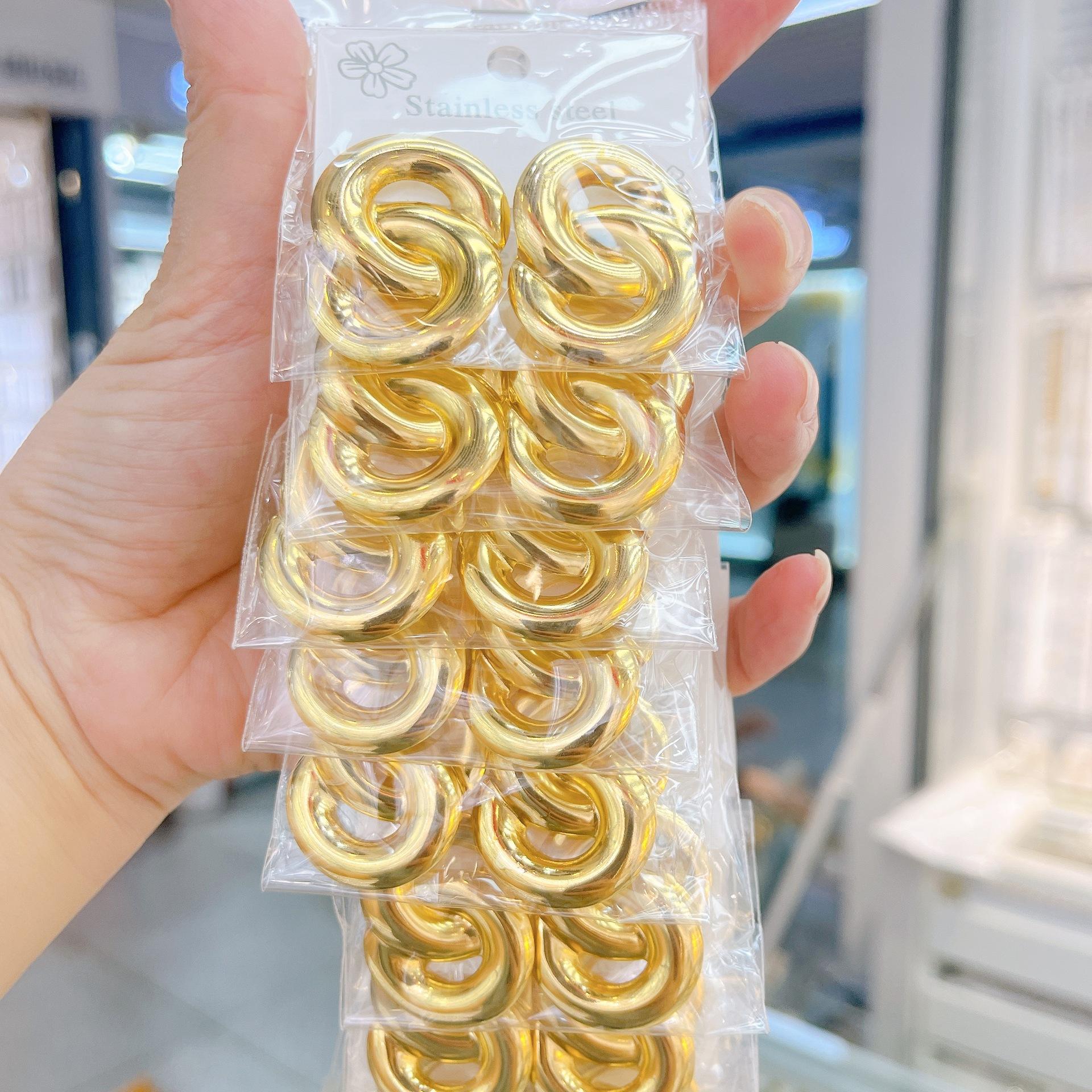 Trendy Gold-Plated Hollow Double Circle Stainless Steel Hoop Earrings золотой