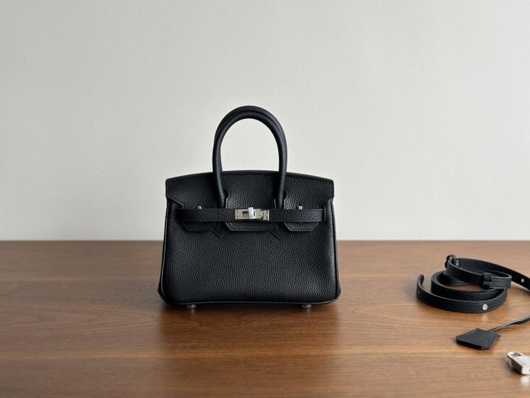 

20K Gold Togo Leather Large Capacity Cowhide Fashion Versatile Handbag Single Handle Design Womens Bag 20cm срібний/чорний