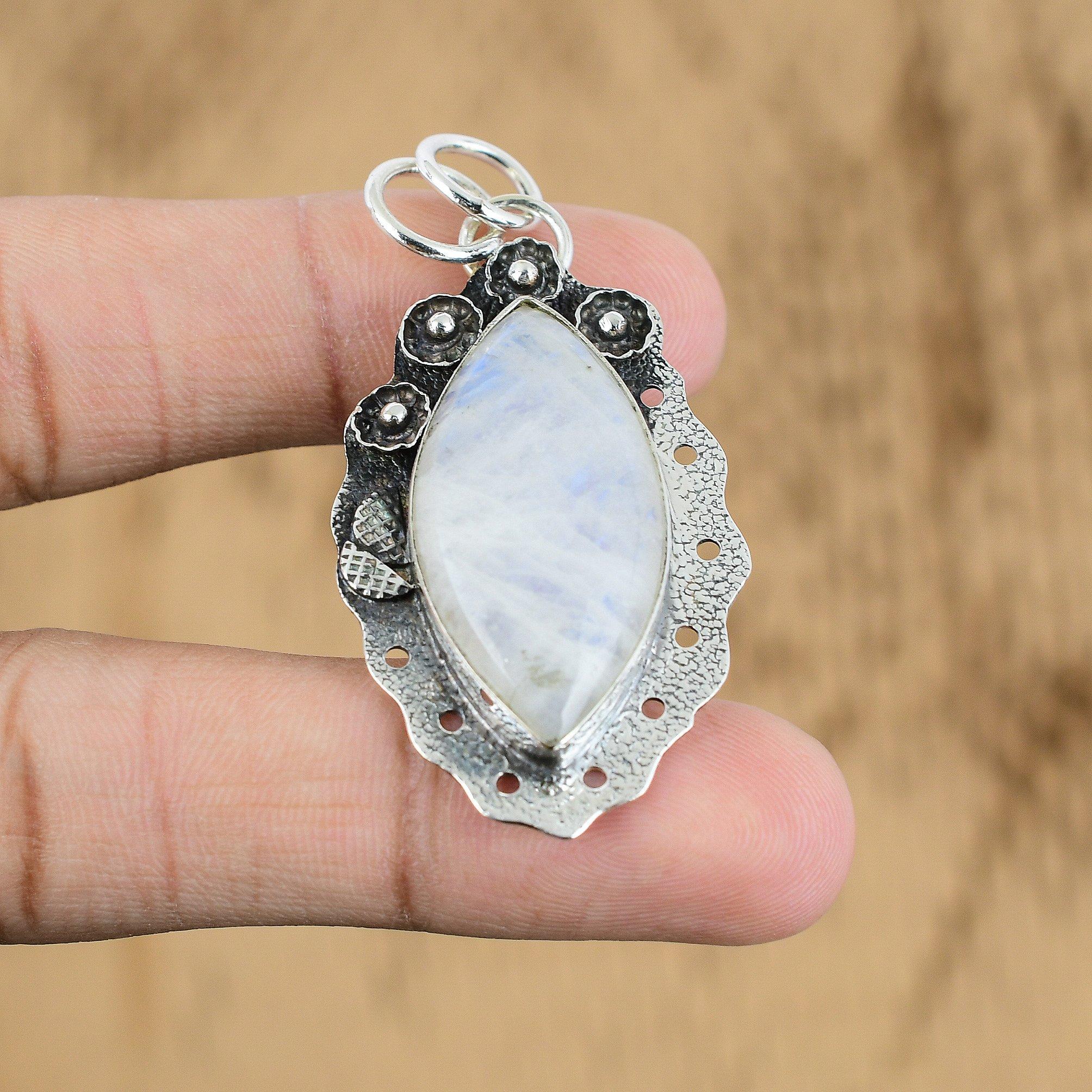 

Natural Rainbow Moonstone Gemstone Jewelry 925 Sterling Silver Pendant For Women