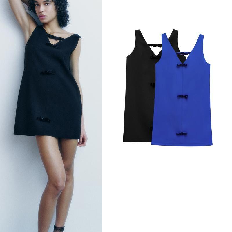 Fall and Winter New Women's Clothing Fashion New Year Dress Velvet Bowknot Decoration Short Dress 9860188